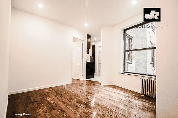 Rented by Jonis Realty | media 13