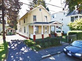 17 Highland Ave, Northampton, MA 01060
