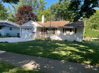 1098 Hazel St, South Haven, MI 49090