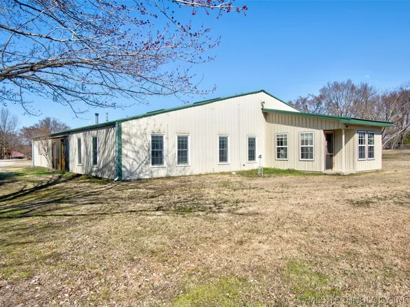 8677 E 63rd St S, Braggs, OK 74423