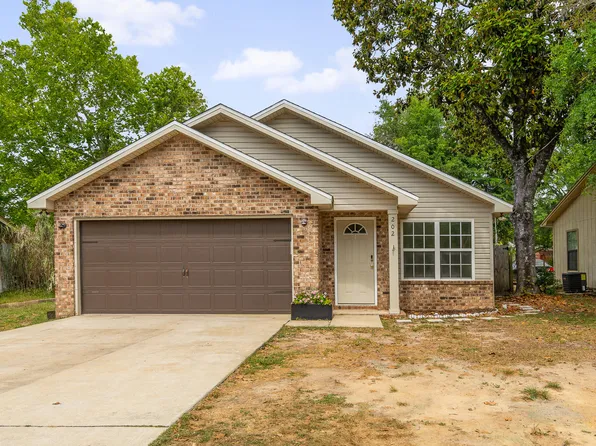 202 McArthur St, Crestview, FL 32539