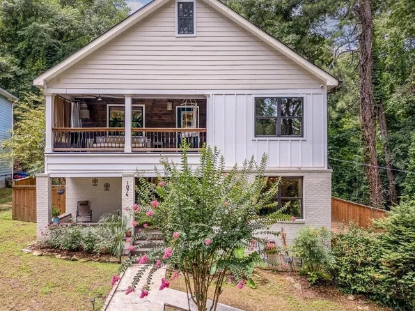 1074 Margaret Pl NW, Atlanta, GA 30318