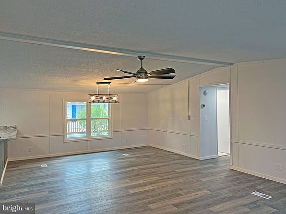 3rd image of 21413 G St #G-5