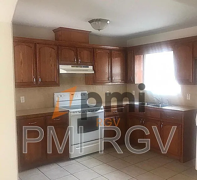 1105 S Palm Dr #4 — Photo 10