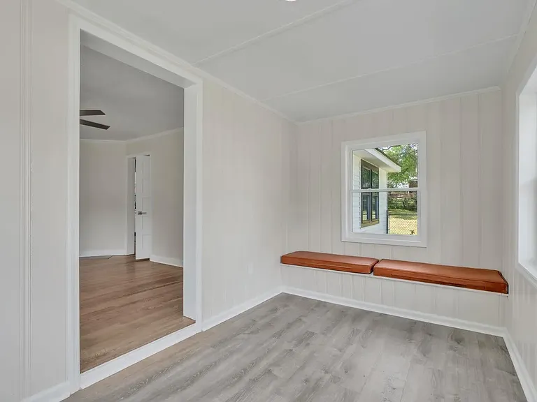 Side-entrance. Nook/reading room/office/flex space