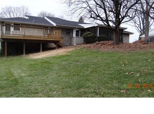 76 Popodickon Dr, Boyertown, PA 19512
