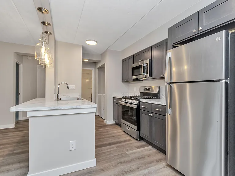 Chelsea Ridge Apartments — Photo 5