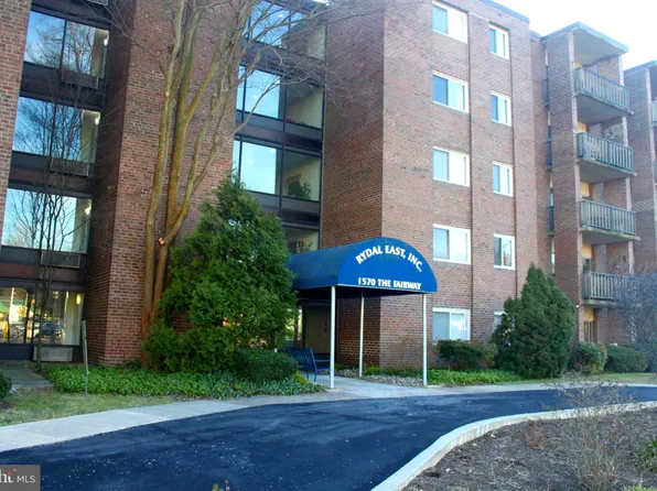 1570 The Fairway #203E, Jenkintown, PA 19046