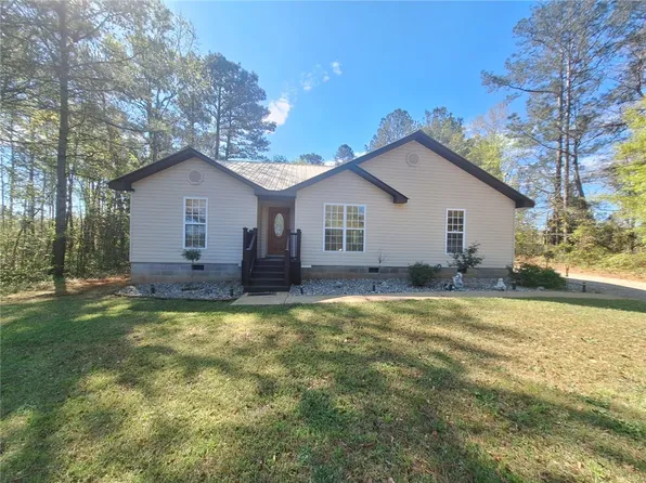 1024 Center St, Valley, AL 36854