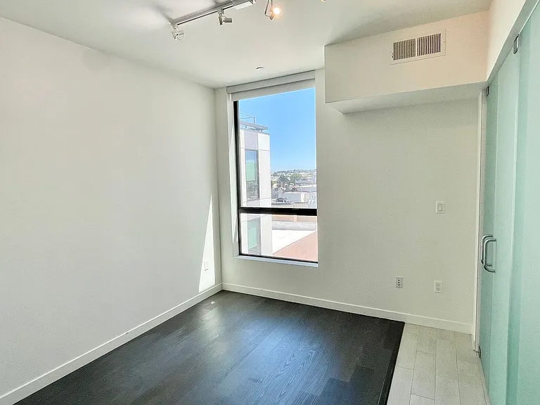 1515 15th St #507 — Photo 16