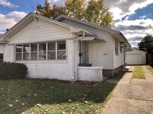 2605 Farrington St, Terre Haute, IN 47803