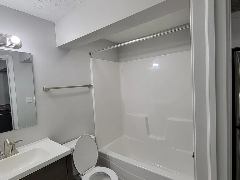 2511 Meloy Rd — Photo 4
