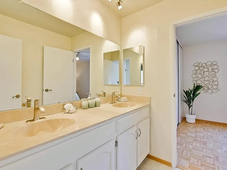 7488 Bayliss Ct #1 — Photo 4