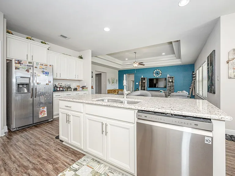 10630 Harvest Dr — Photo 16