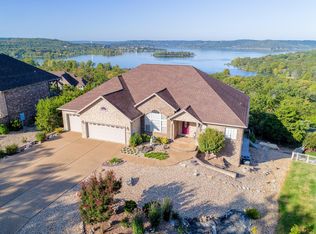 600 Samaras Way, Hollister, MO 65672