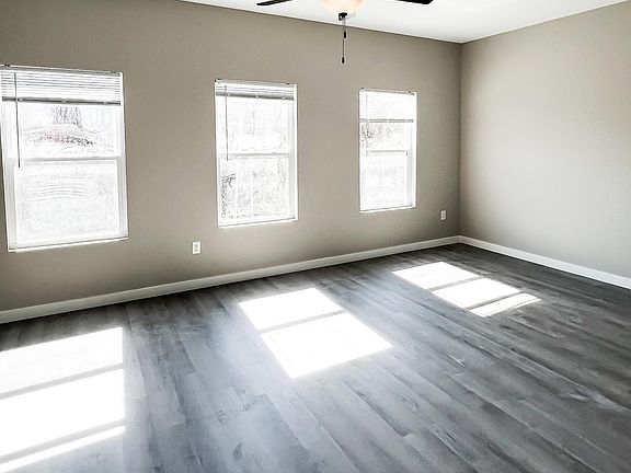 5th image of 158 Marbella Cir