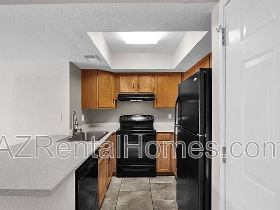 5th image of 540 N May St #2143