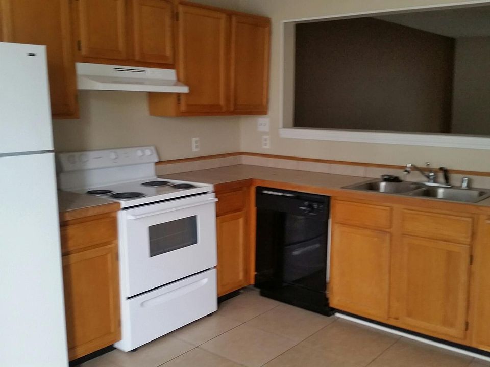 2nd image of 222 Apple Valley Dr