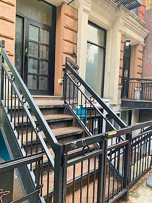 Rented by REAL New York | media 20