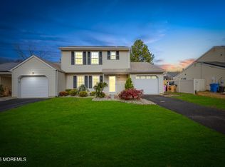 155 Zwolak Ct, South Plainfield, NJ 07080