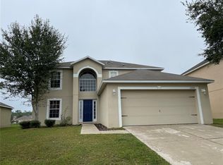 13220 Waterford Castle Dr, Dade City, FL 33525