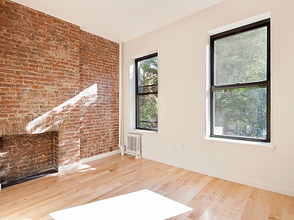 3rd image of 143 W 4th St APT 3FE