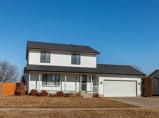 627 25th St SE, Altoona, IA 50009