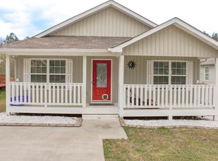 1230 Frazier Dr, Dalton, GA 30721