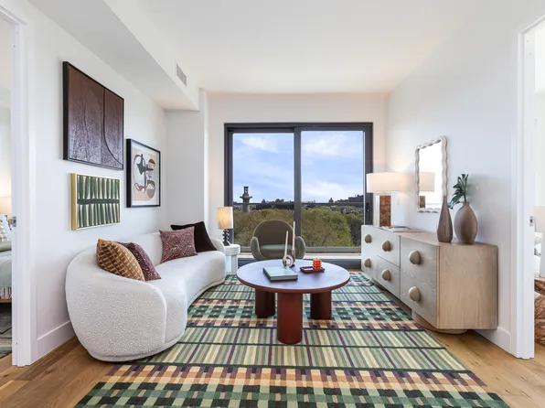 240 Willoughby Street 19B image 3 of 32