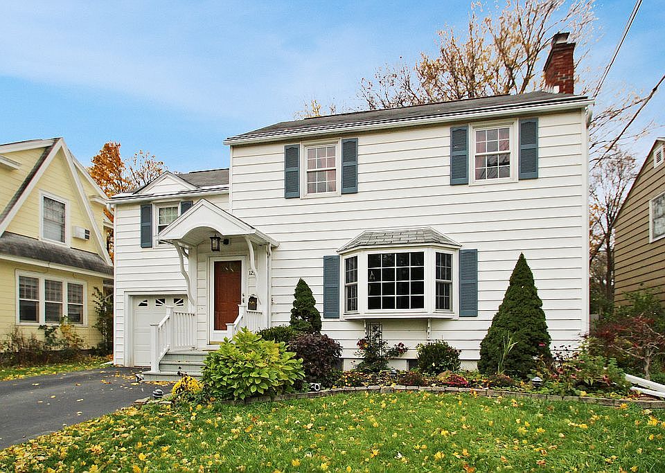 1st image of 1215 Meadowbrook Dr