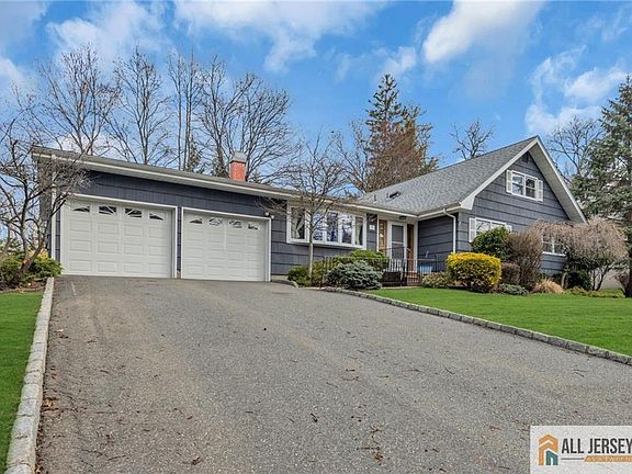 3rd image of 25 Greenwich Rd