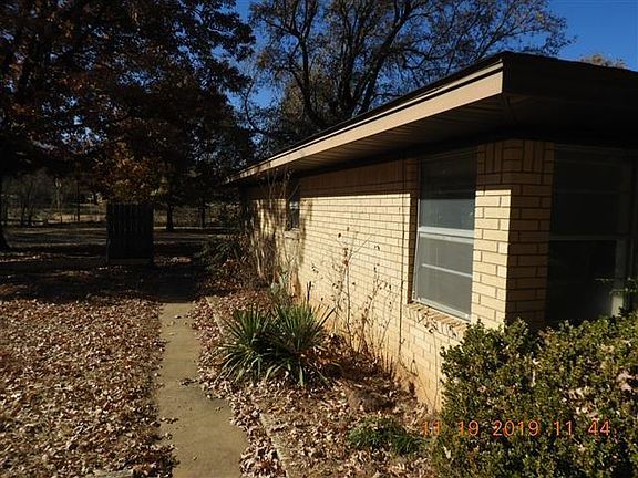 5th image of 8525 Silver Creek Dr