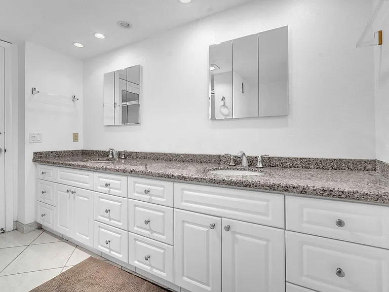 4280 Galt Ocean Dr #14F — Photo 15