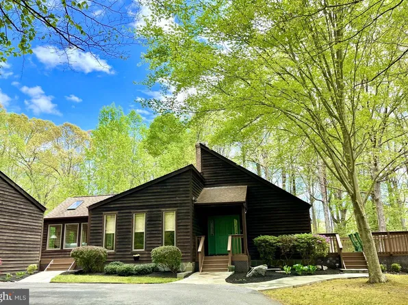 1020 Hyland Ln, Lusby, MD 20657