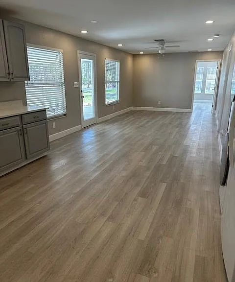 25168 Pinson Dr — Photo 17