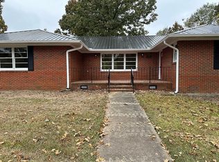 420 W 41st St, Anniston, AL 36206