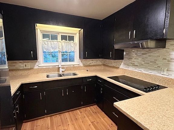 5th image of 1653 Los Gatos Way