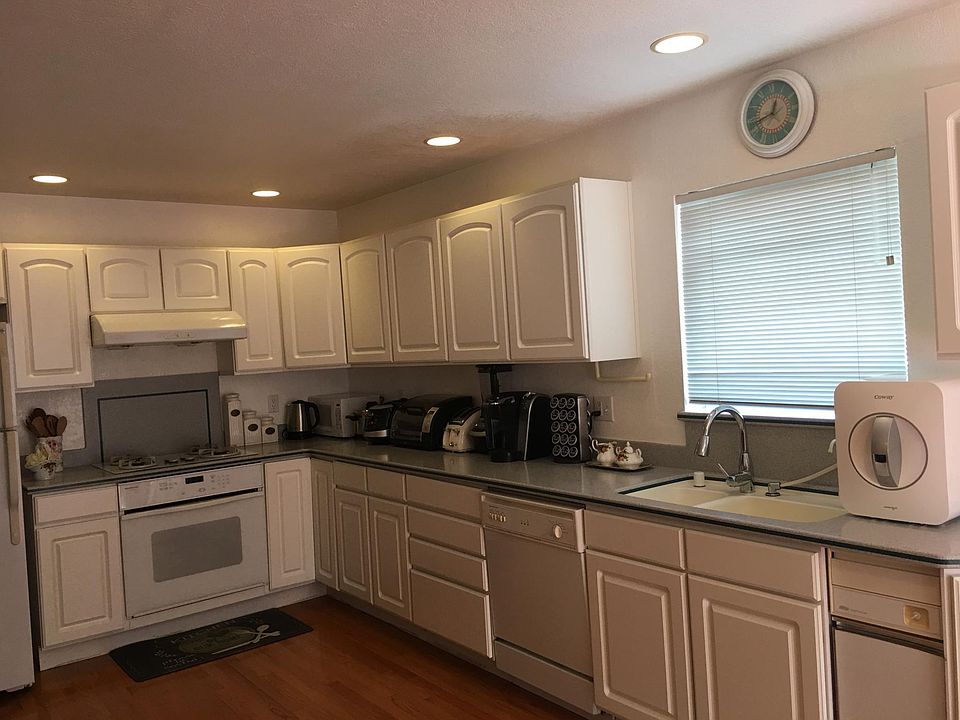 1st image of 41325 Norman Ct