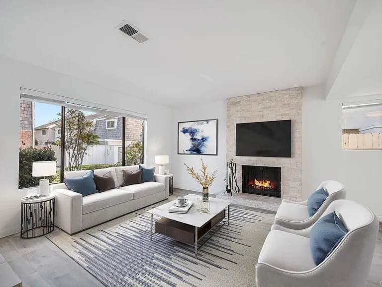 851 Del Mar Downs Rd #E — Photo 4