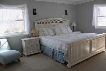 5th image of 929 Sir Wilfred Cir