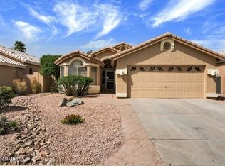 456 E Cantebria Dr, Gilbert, AZ 85296