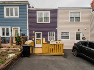 10 Devine Place, St. Johns, NL A1E3X7