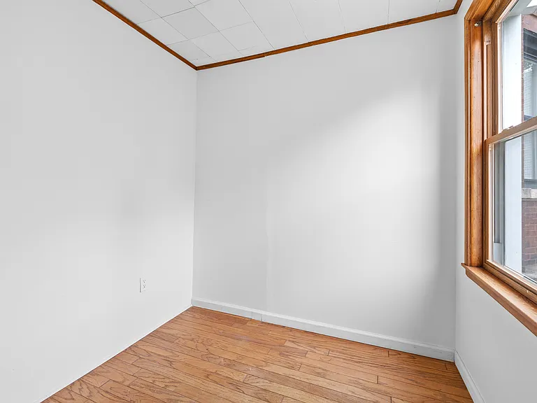 2856 S Throop St #2 — Photo 11
