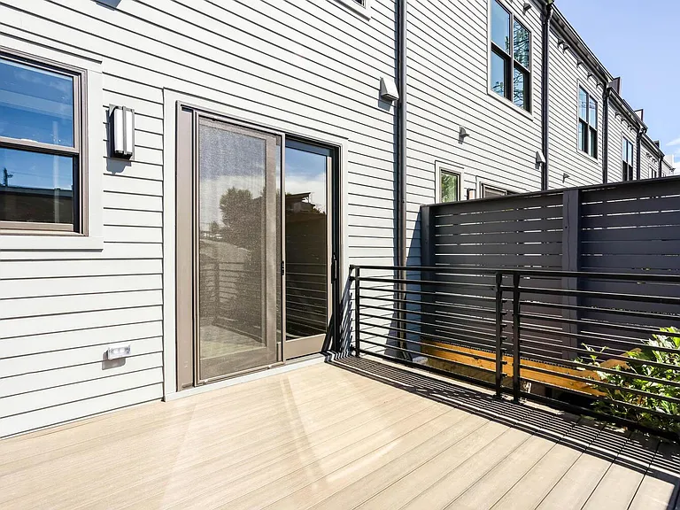 673 Ethel St NW — Photo 59