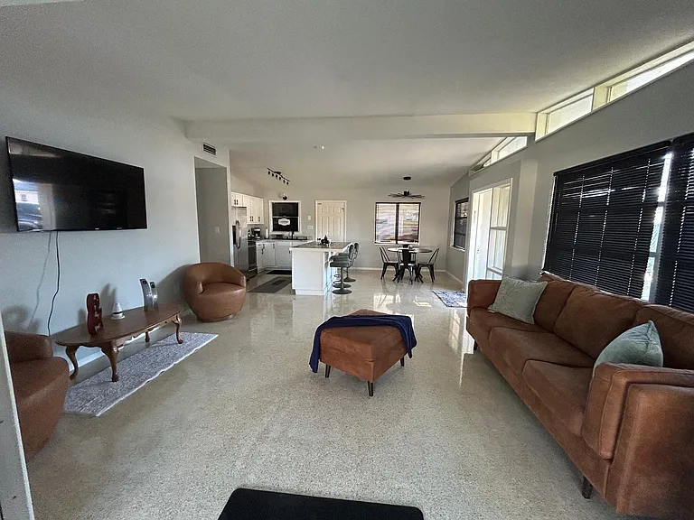 368 Tihami Rd — Photo 13