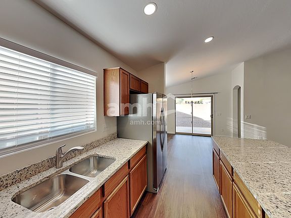 4th image of 14920 N 172nd Ln