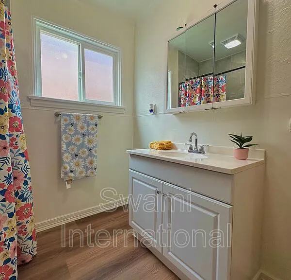 2066 Chestnut Ave — Photo 45