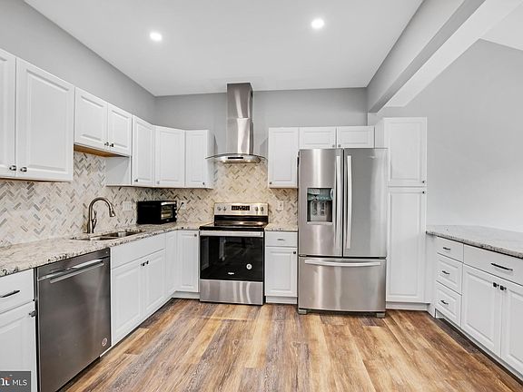 4th image of 9734 Plaskett Forest Ln