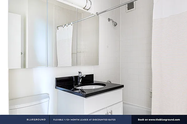 Rented by The Blueground | media 14