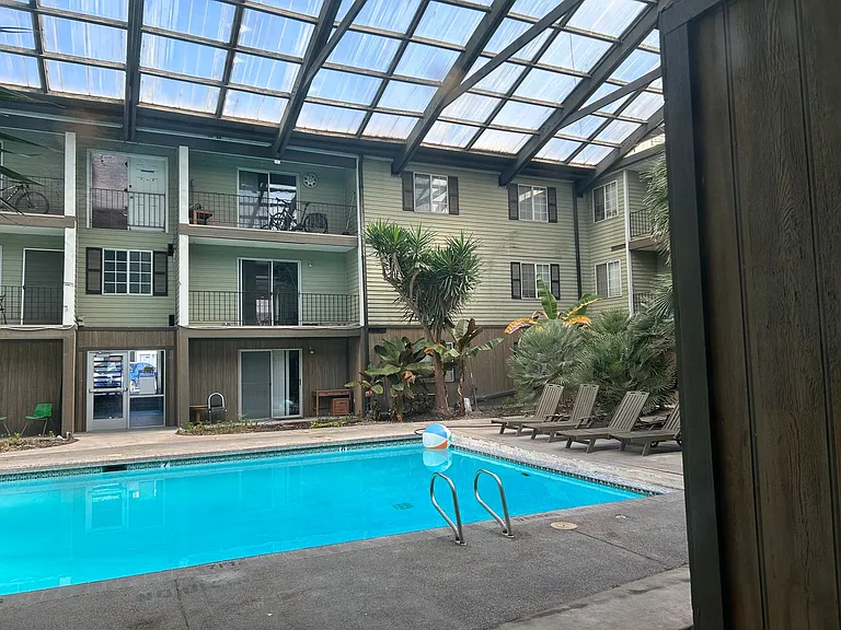 718 W 1720 N #224-B — Photo 11